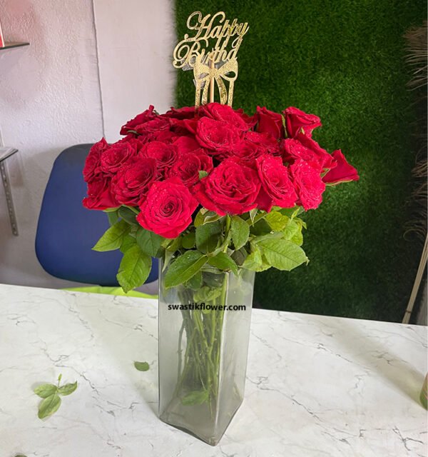 20 Red Rose For Love In Vase