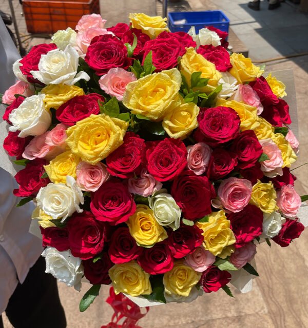 Swastik Flowers 100 Colourful Roses Bunch - Image 2