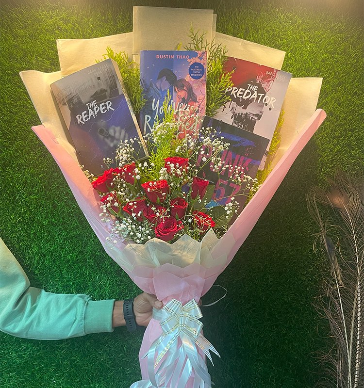 Customised Books Bouquet